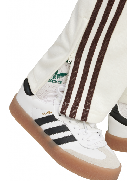 Spodnie adidas 80s Premium Embossed 3-Stripes - JC6532